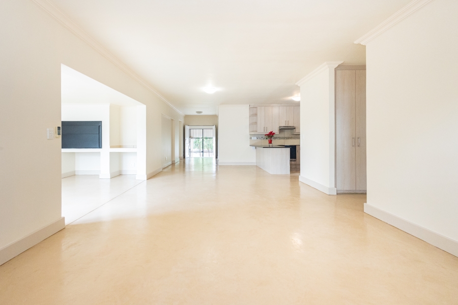 3 Bedroom Property for Sale in Avalon Estate Western Cape